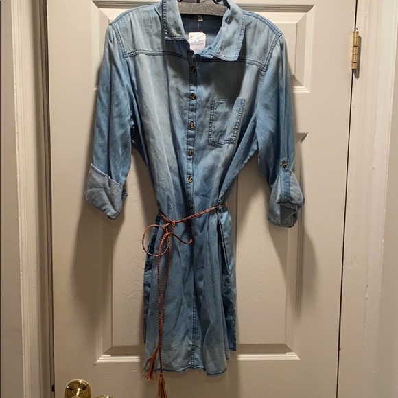 PLUS SIZE - 1x Brand new jean button top. - Picture 2 of 2